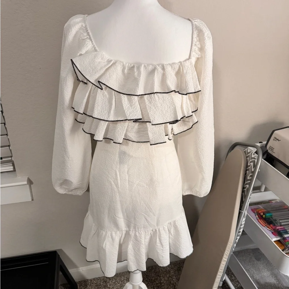 Elegant White Ruffle Set - Picture 3 of 6